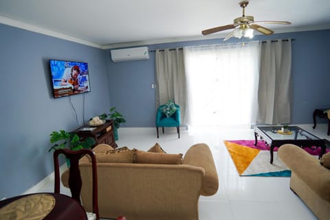 Lola's Tropical Oasis Condo in Montego Bay