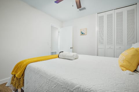 Ixora16 Heated Pool, mins to beach, airport, USSSA, Cruise Port, 1h to Disney House in Melbourne