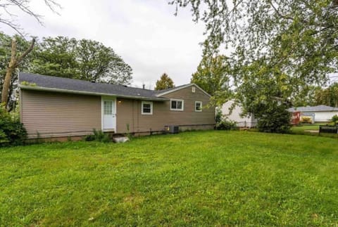 Amazing Ranch Mins away from Airprt/RIT/DWTN/UofR Condo in Chili