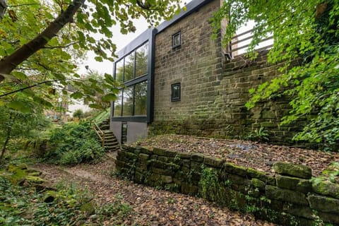 The Keep at Castlegate - Luxury detached retreat in Cragg vale, Hebden Bridge House in Calderdale