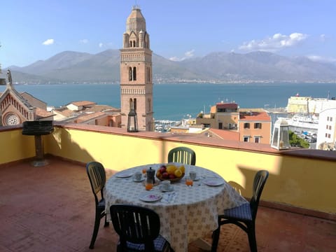 View (from property/room), Balcony/Terrace, furniture