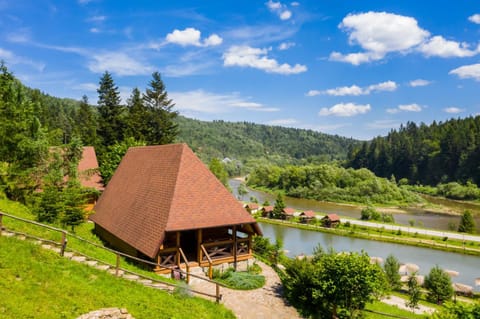 Osonnya Karpaty 4* Hotel in Lviv Oblast