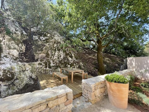 Garden, Dining area, Garden view