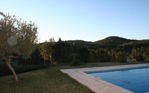 Belle villa le bastidon House in Saint-Raphael