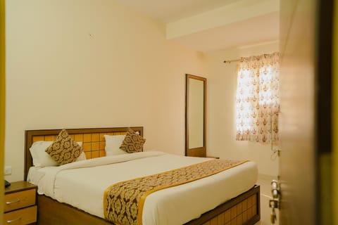 Hotel Cheelgadi Hotel in Jaipur