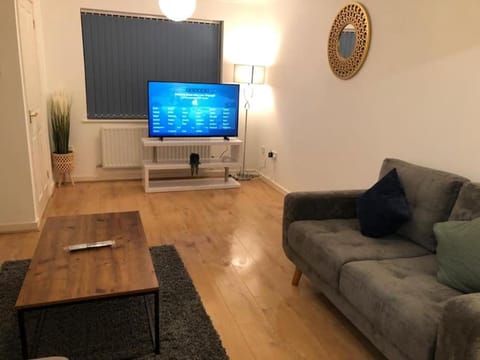 Communal lounge/ TV room