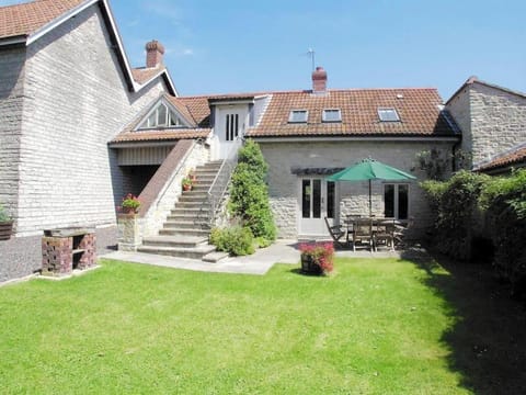 Brook Cottage House in Mendip District