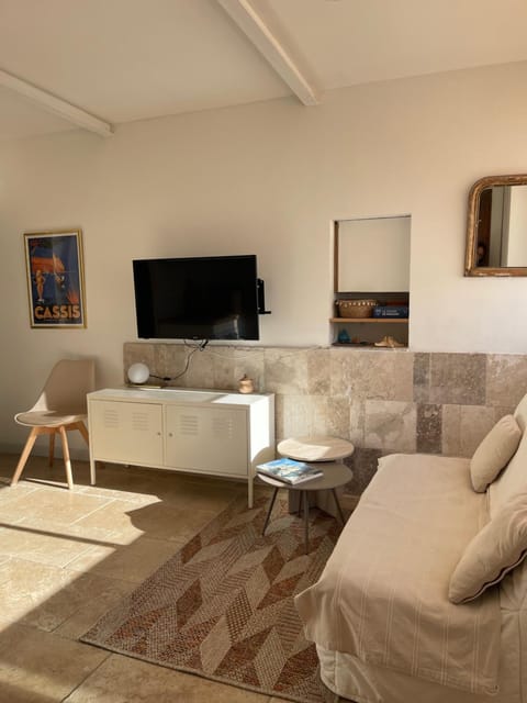 Appart Bianca T2 - Terrasse - Parking - Calme - 1mn de la mer Apartment in Cassis