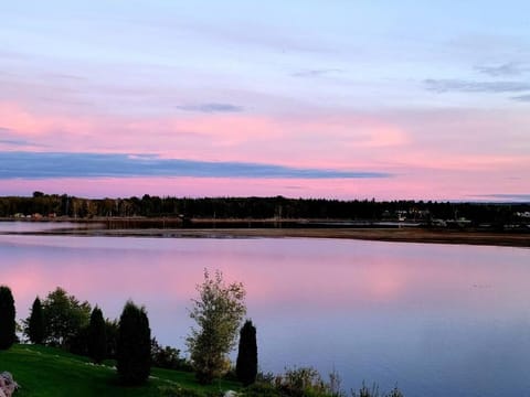 Au paradis de l'Ashuap Chalet in La Tuque