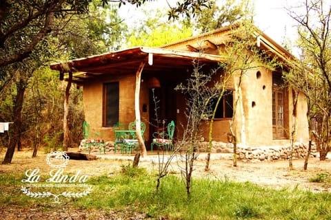 Casa Eco La Linda San Marcos Sierras Haus in San Marcos Sierras