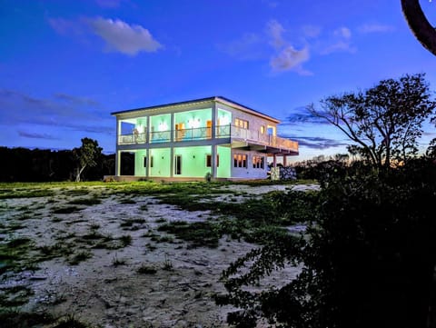 Sephora House home House in North Eleuthera