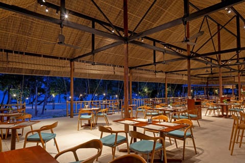 ISLAND CENTER POINT Resort in Sihanoukville