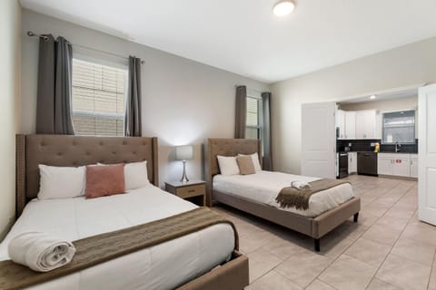 Treat Retreat Storey Lake by Shine Villas #418 villa Villa in Kissimmee