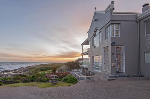 Property building, Day, Sea view, Sunset