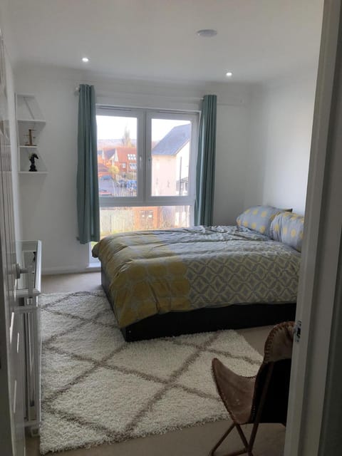 Beautiful 1-Bed Apartment in Redhill Apartment in Redhill