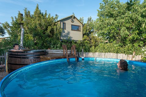 Day, Natural landscape, Swimming pool