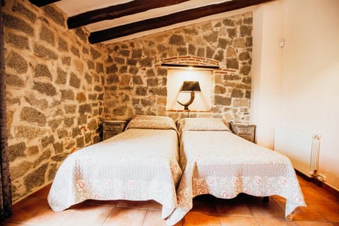 Mas Fullat cottage, Alforja tarragona Farm Stay in Baix Camp