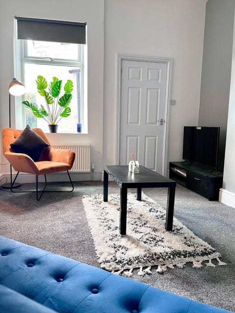 Outdoor Patio, Near Stadium Of Light, Refurbished Apartment hotel in Sunderland