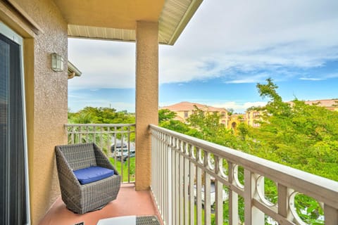 Airy Fort Myers Condo about 4 Mi to Beach! Condo in Iona