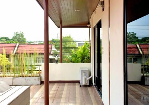 Cozy Homestay Near Airport & Shopping Malls Vacation rental in Chiang Mai