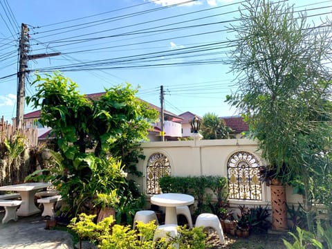 Cozy Homestay Near Airport & Shopping Malls Vacation rental in Chiang Mai