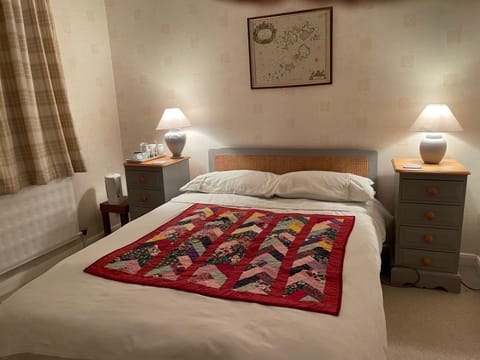 Silver Lodge Guest House Bed and Breakfast in Mildenhall