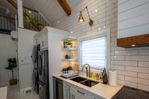 Kingsdale Designer Tiny House with Tesla Charger House in Kitchener
