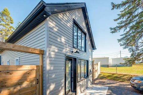 Kingsdale Designer Tiny House with Tesla Charger House in Kitchener