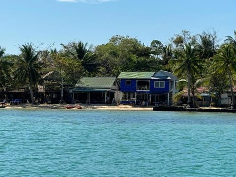 CocoHuts Hostel in Sihanoukville