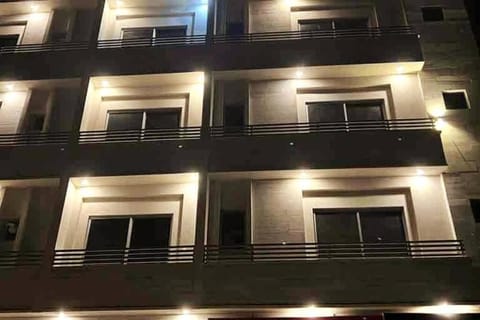 Mici hotel luxury Apartment's Lahore Condo in Lahore
