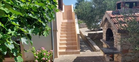 Apartman Natty Apartment in Murter