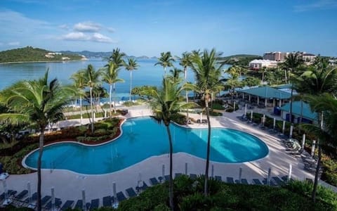 Ritz Carlton Club, St, Thomas - 2BR Luxury oceanfront villa! condo Condominio in Virgin Islands (U.S.)