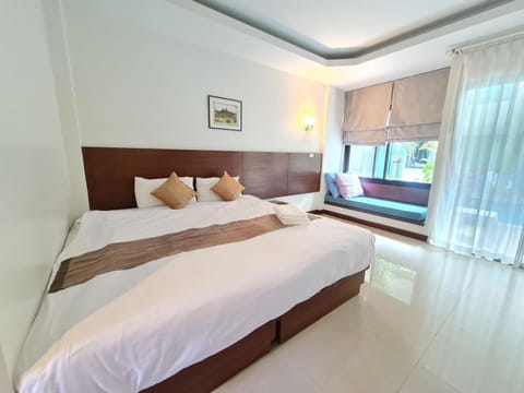 Diana Pool Access Phuket Hotel in Chalong