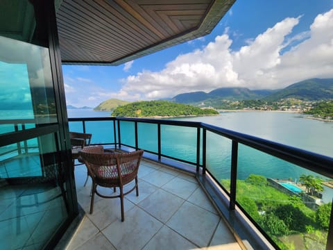 Natural landscape, Balcony/Terrace, Sea view