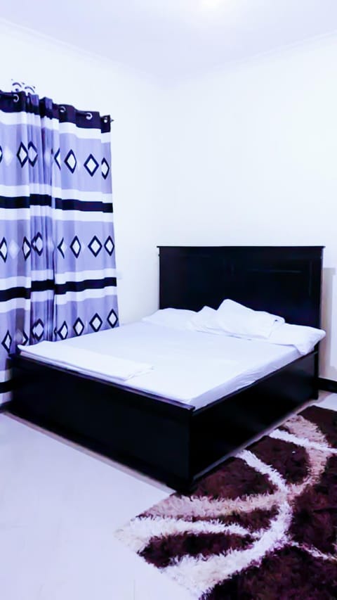 eneyahomes ~ stay with me Apartamento in Arusha
