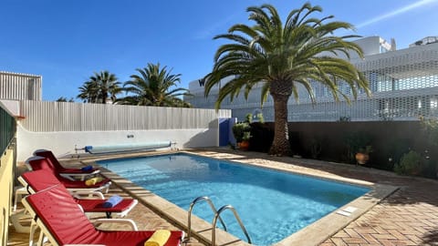 Pool view, Swimming pool, sunbed