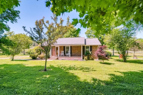 3BR 2BATH Gorgeous Country Near Nashville F1 House in Franklin