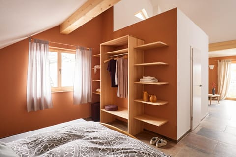 Bedroom, wardrobe