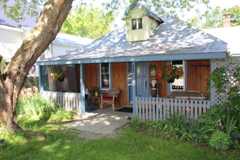 Property building, Patio, Garden, Street view