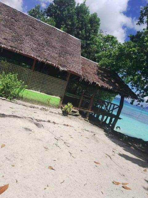 Lonnoc Beach Lodge Chalet in Vanuatu