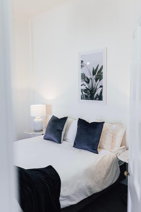 Urban Getaway Queenslander | Brisbane | VacationRenter