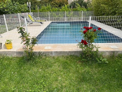 Villa climatisé avec piscine et jacuzzi House in Carpentras