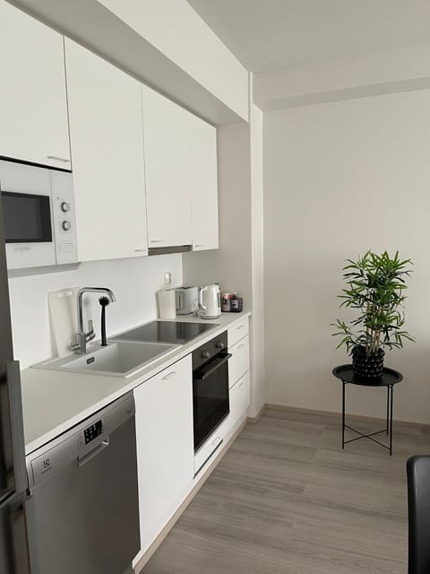 Coffee/tea facilities, Kitchen or kitchenette, dishwasher, minibar, pet friendly, stove, toaster