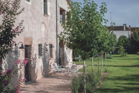 Property building, Garden, Garden view