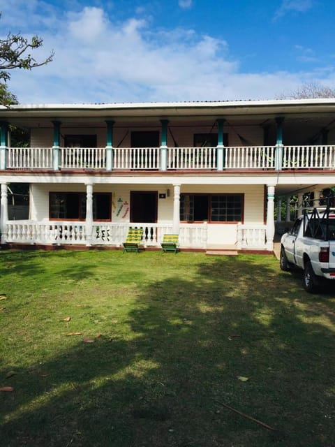 Jackson Guest House Urlaubsunterkunft in Corn Island
