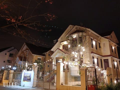 Property building, Night, Neighbourhood, Street view