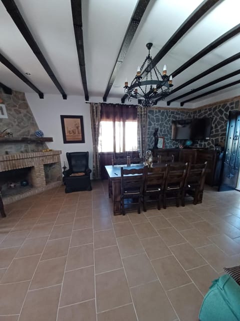 VILLA MARTINEZ ALQUILER RURAL ISABEL Villa in Sierra de Cádiz