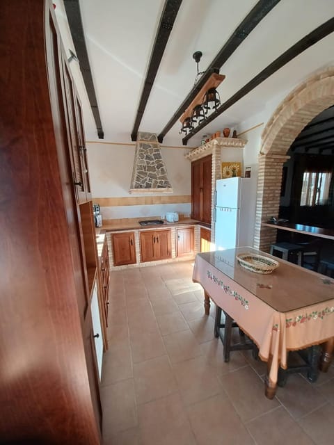 VILLA MARTINEZ ALQUILER RURAL ISABEL Villa in Sierra de Cádiz