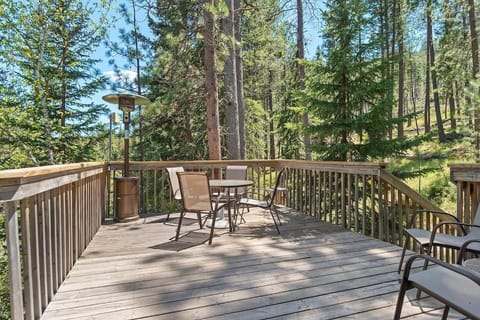 Patio, Day, Natural landscape, View (from property/room), Balcony/Terrace, Garden view