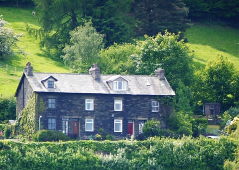 Lakeland View Coniston House in Coniston